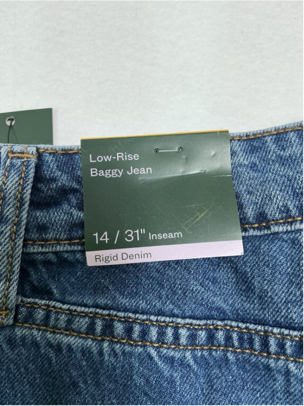 Womans NWT Wild Fable Baggy Blue Jeans Size 14 - Picture 3 of 7